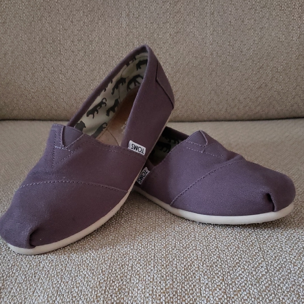 Women's Tom's Shoes